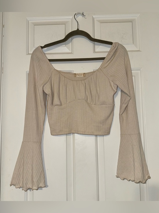 Altar'd State Tops - Altar'd State Beige Ribbed Long-Sleeve Crop Top Bell Sleeves stretchy M